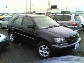 2000 Toyota Harrier