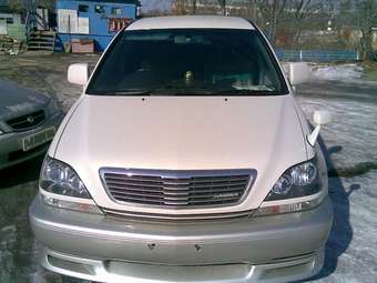 2000 Toyota Harrier