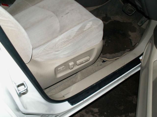 2000 Toyota Harrier