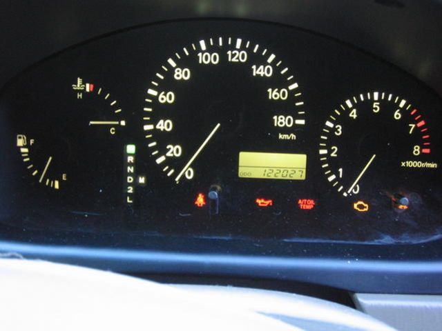 2000 Toyota Harrier