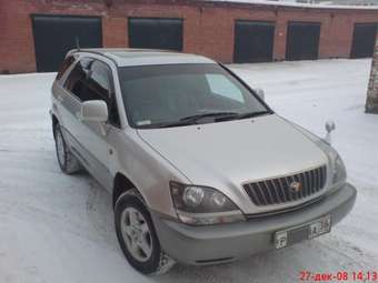 2000 Toyota Harrier