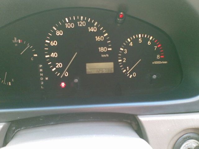 2000 Toyota Harrier