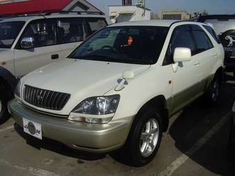 2000 Toyota Harrier