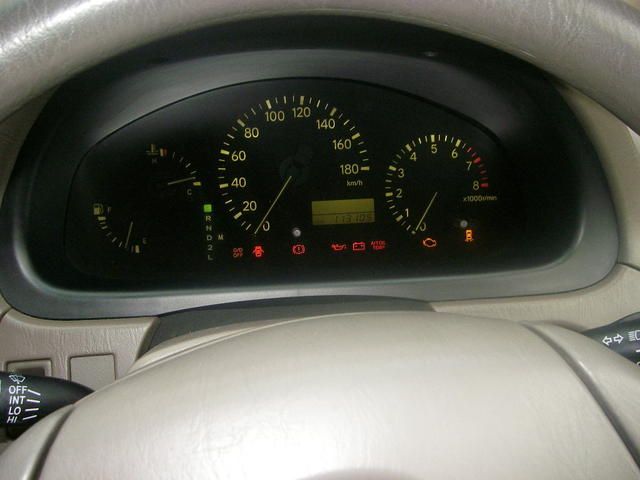 2000 Toyota Harrier