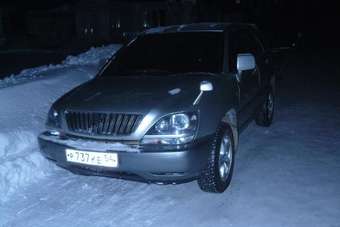 2000 Toyota Harrier