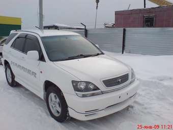 2000 Toyota Harrier