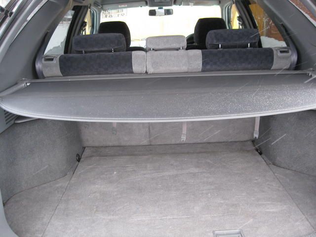 2000 Toyota Harrier