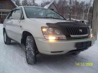 2000 Toyota Harrier