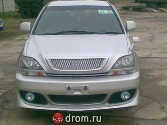 2000 Toyota Harrier