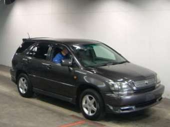 2000 Toyota Harrier