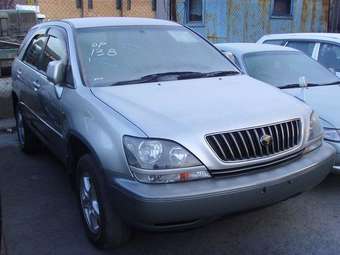 2000 Toyota Harrier