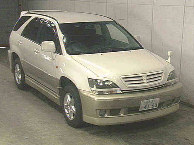 2000 Toyota Harrier