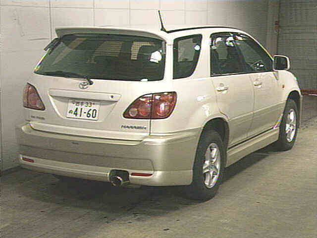 2000 Toyota Harrier