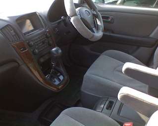 2000 Toyota Harrier