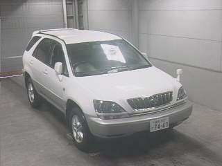 2000 Toyota Harrier Photos