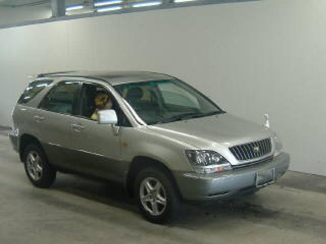 2000 Toyota Harrier Pictures