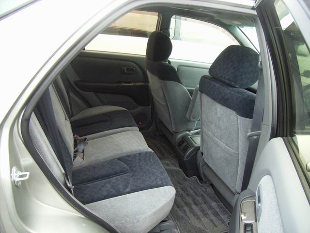 2000 Toyota Harrier For Sale
