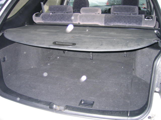 2000 Toyota Harrier Pictures