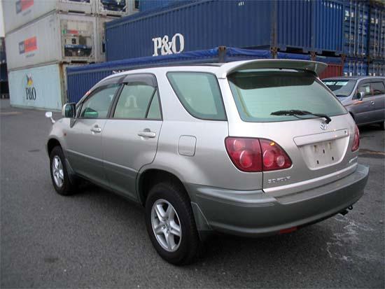 2000 Toyota Harrier Pictures