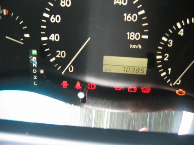 2000 Toyota Harrier Pics