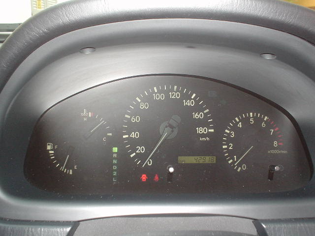 2000 Toyota Harrier Photos
