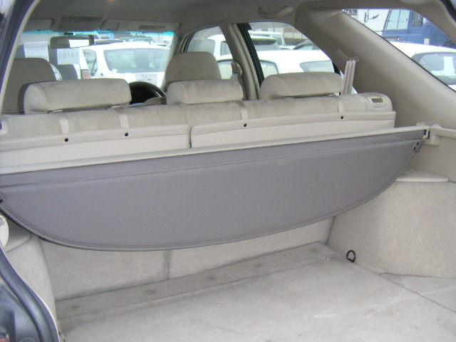 2000 Toyota Harrier Pictures