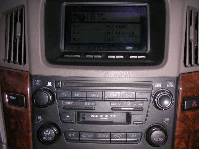 2000 Toyota Harrier Pics