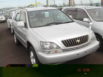 2000 Toyota Harrier Pictures