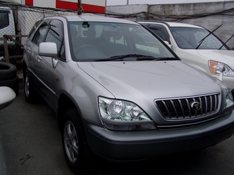 2001 Toyota Harrier