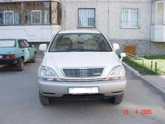 2001 Toyota Harrier