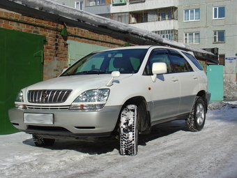 2001 Toyota Harrier