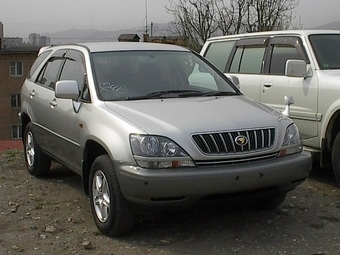 2001 Toyota Harrier