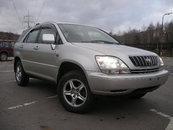 2001 Toyota Harrier