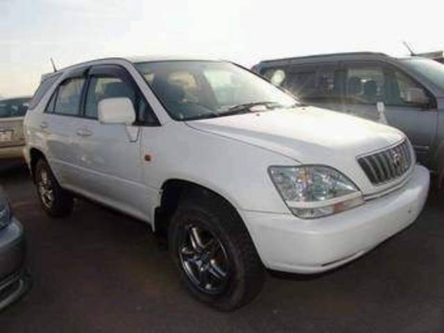 2001 Toyota Harrier
