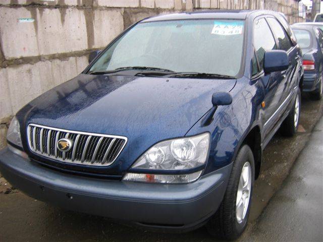 2001 Toyota Harrier