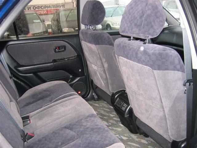 2001 Toyota Harrier