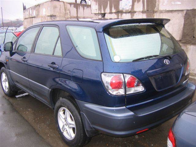 2001 Toyota Harrier