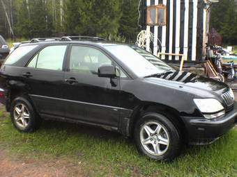 2001 Toyota Harrier