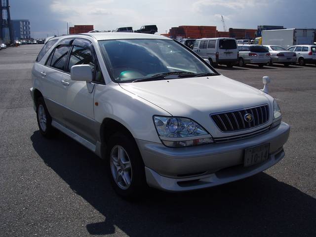 2001 Toyota Harrier