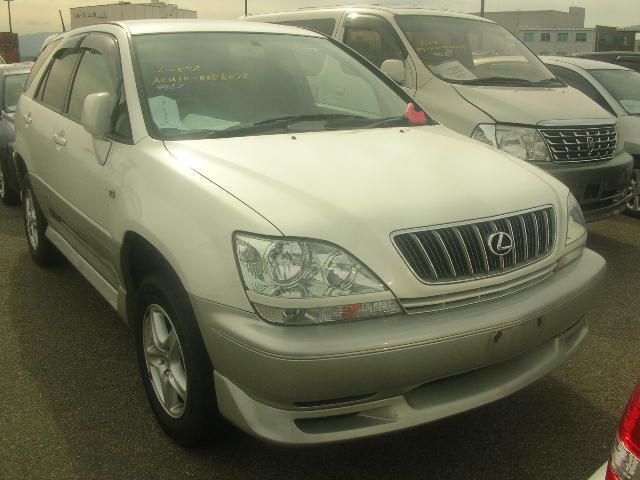 2001 Toyota Harrier
