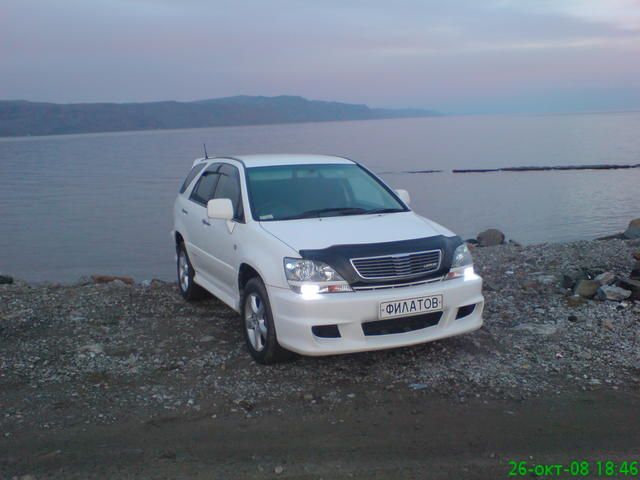 2001 Toyota Harrier