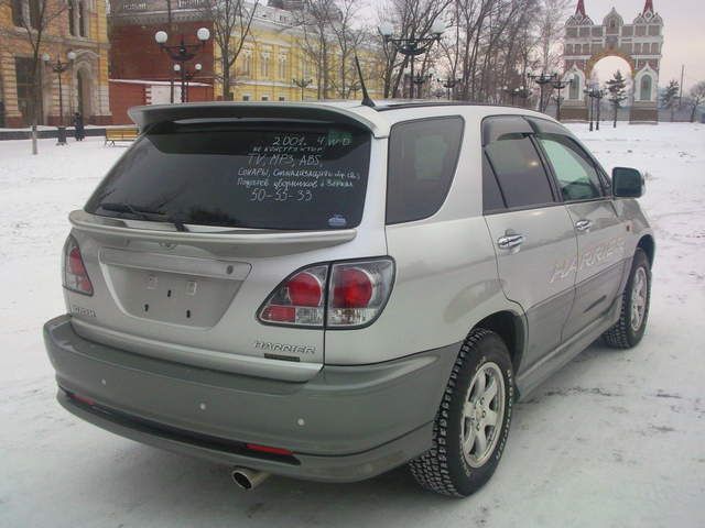 2001 Toyota Harrier