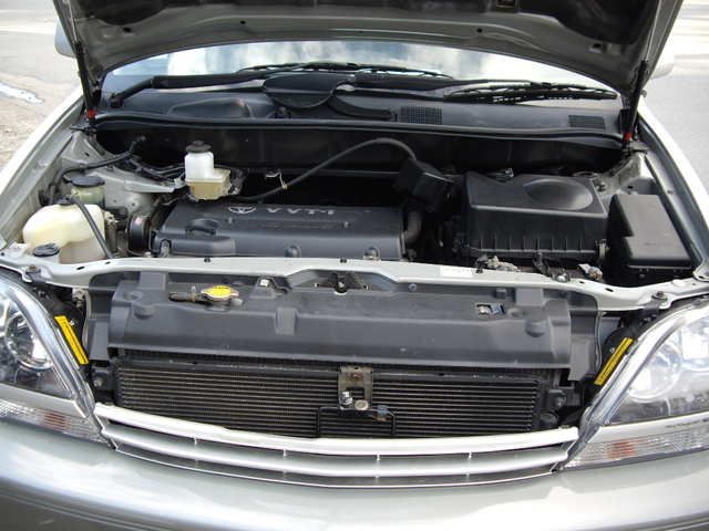 2001 Toyota Harrier