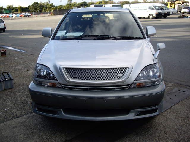 2001 Toyota Harrier