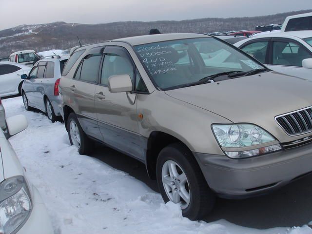 2001 Toyota Harrier