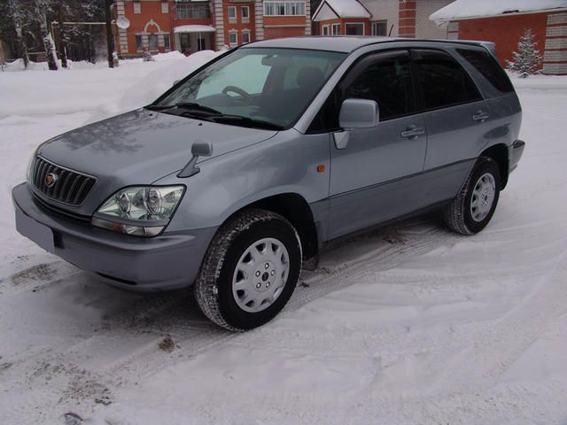 2001 Toyota Harrier