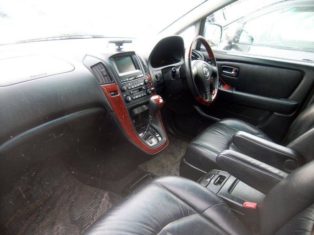 2001 Toyota Harrier