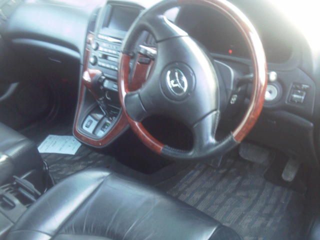 2001 Toyota Harrier