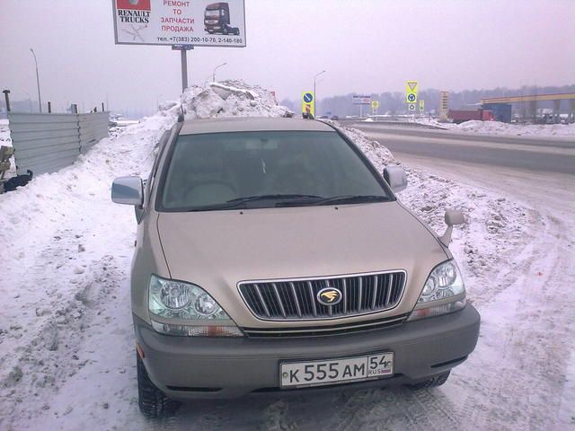 2001 Toyota Harrier