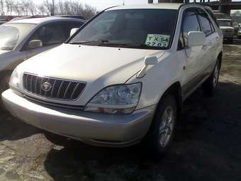 2001 Toyota Harrier